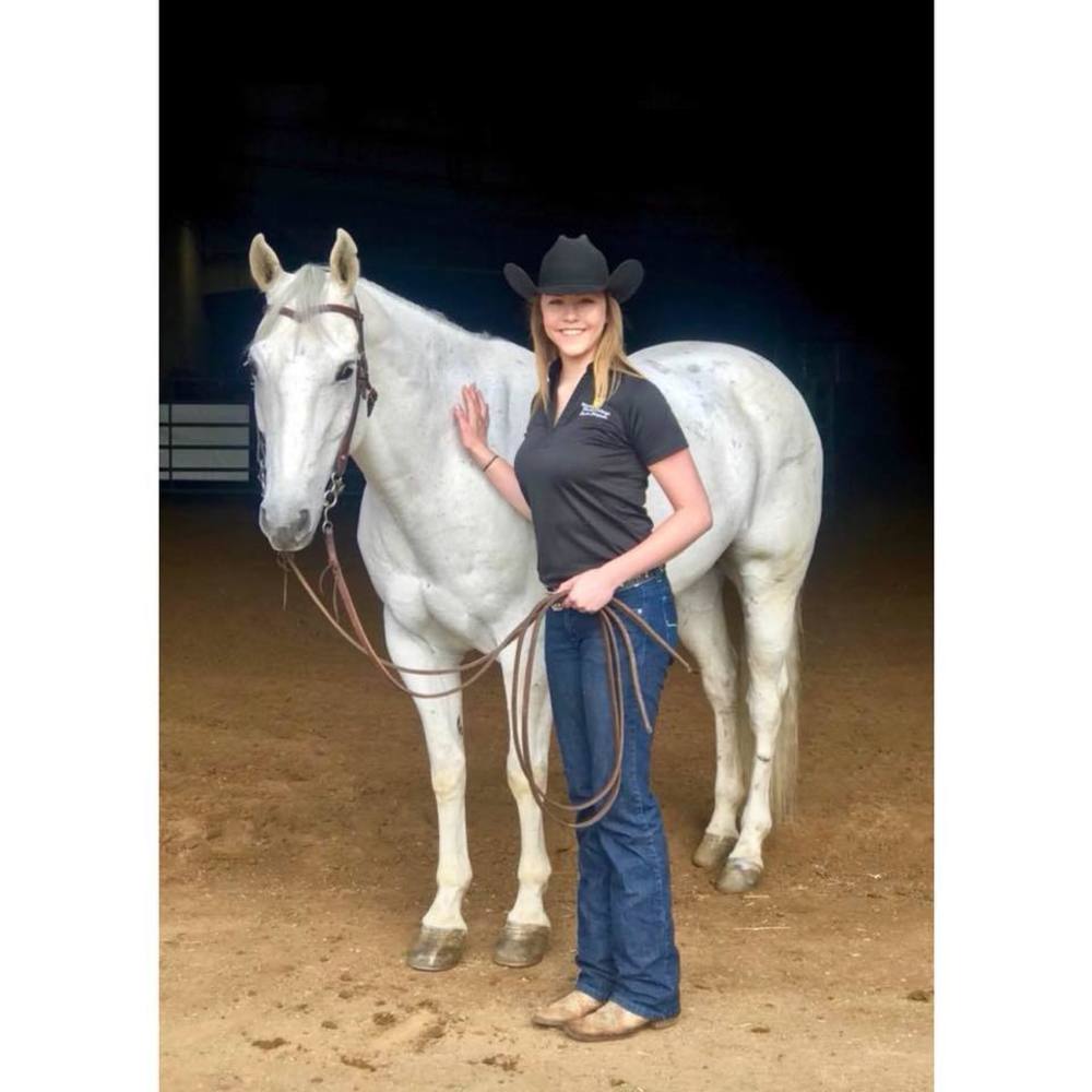 Meet your Posher, Olivia